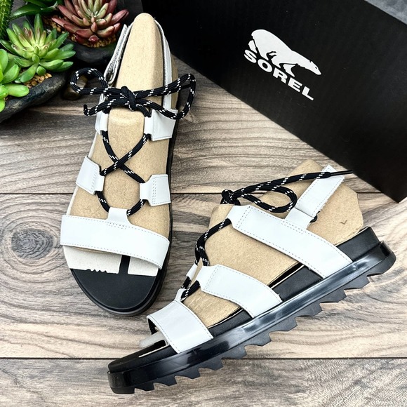 Sorel Shoes - NIB Sorel Roaming Lace 8.5 Slingback Gladiator Flat Leather Sandals White Black